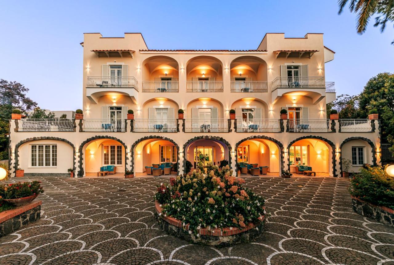 Hotel Regina Palace Terme อีสเกีย ภายนอก รูปภาพ