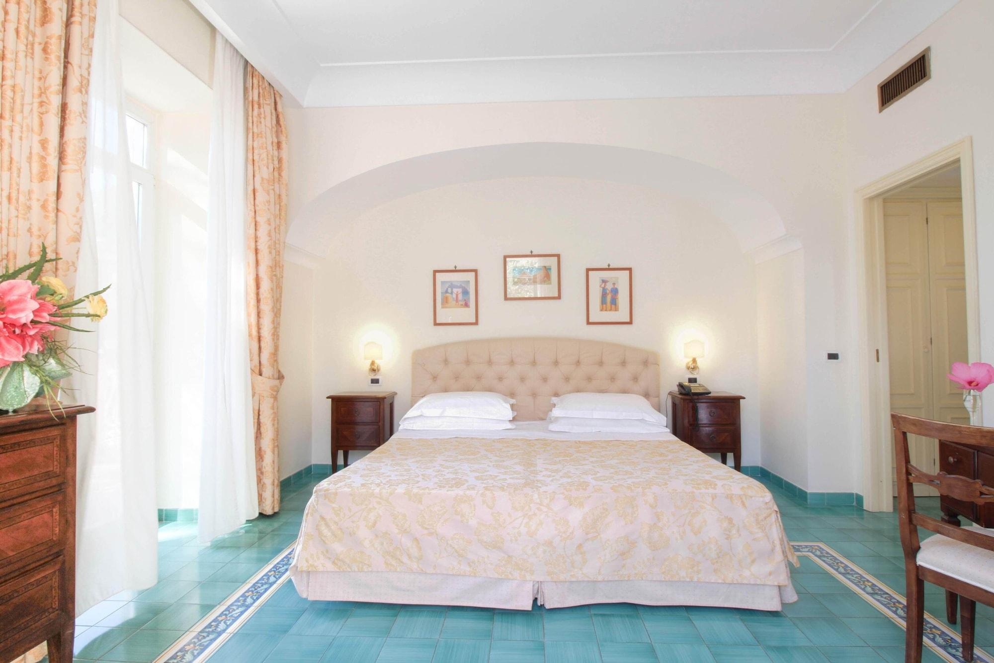 Hotel Regina Palace Terme อีสเกีย ภายนอก รูปภาพ