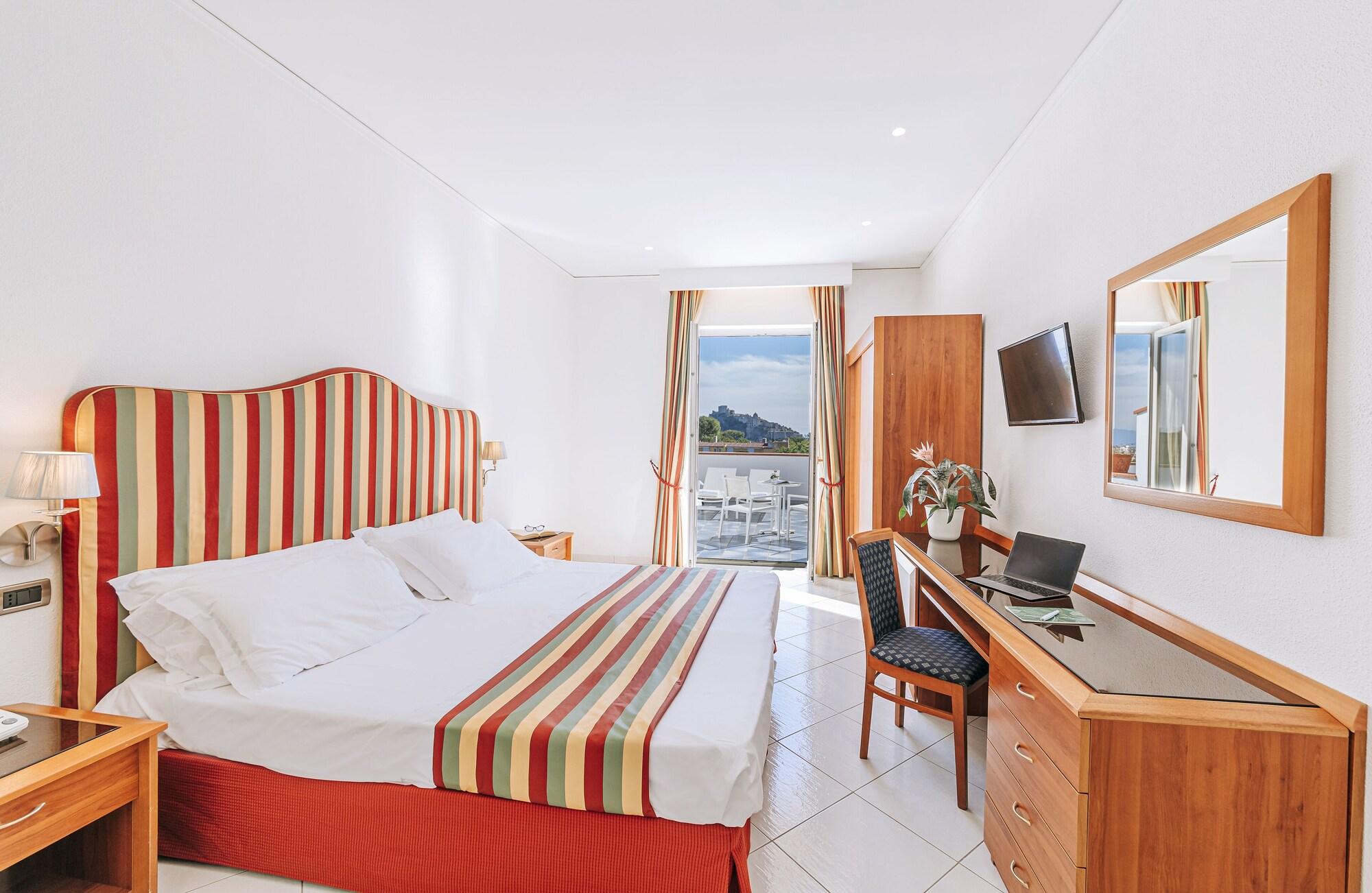 Hotel Regina Palace Terme อีสเกีย ภายนอก รูปภาพ