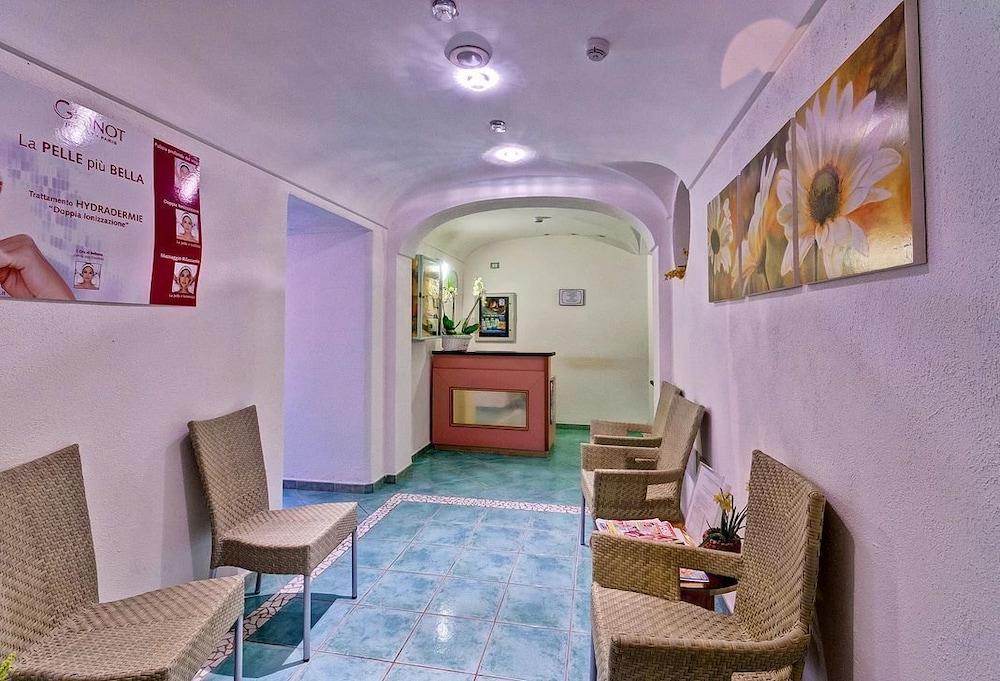 Hotel Regina Palace Terme อีสเกีย ภายนอก รูปภาพ