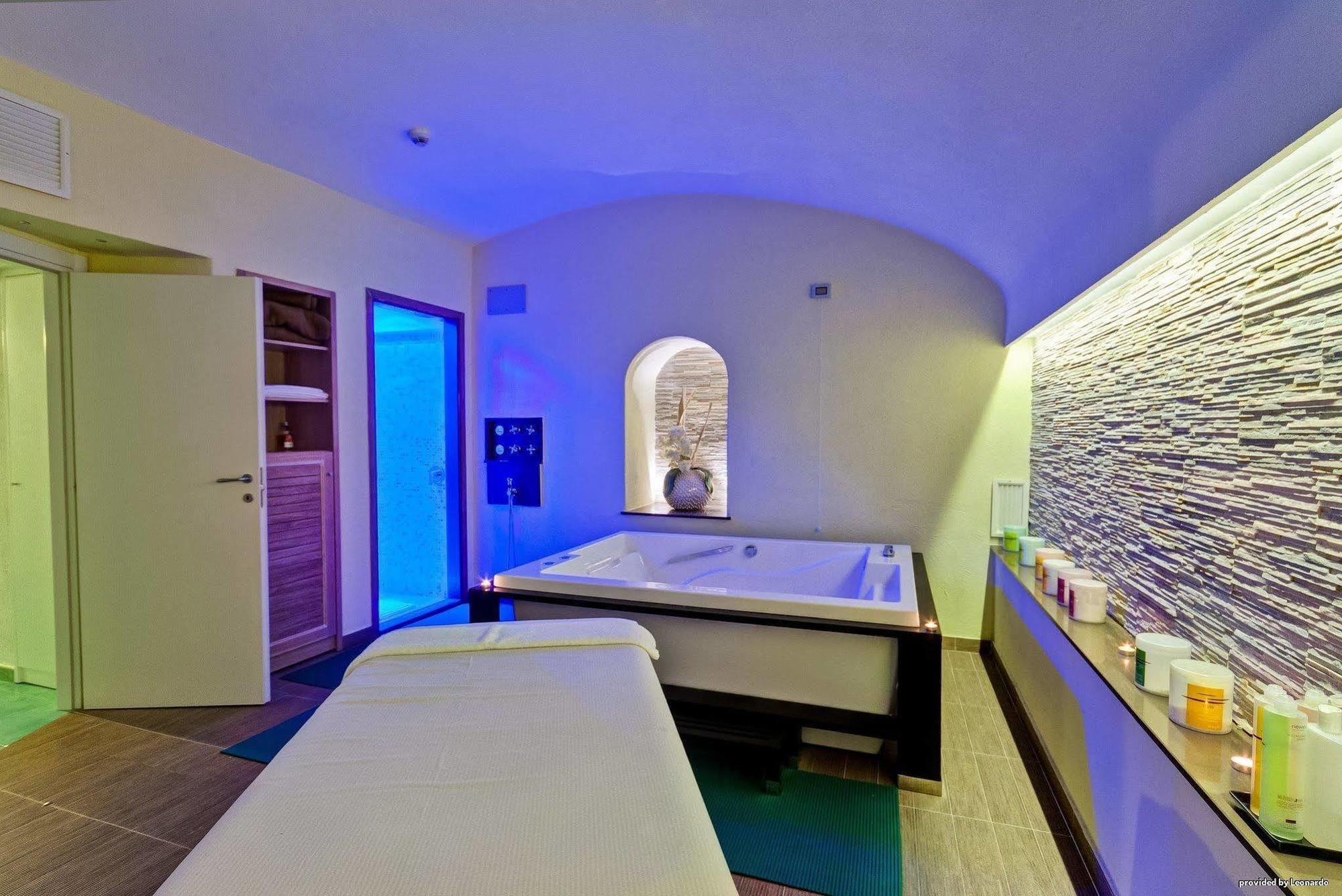 Hotel Regina Palace Terme อีสเกีย ภายนอก รูปภาพ