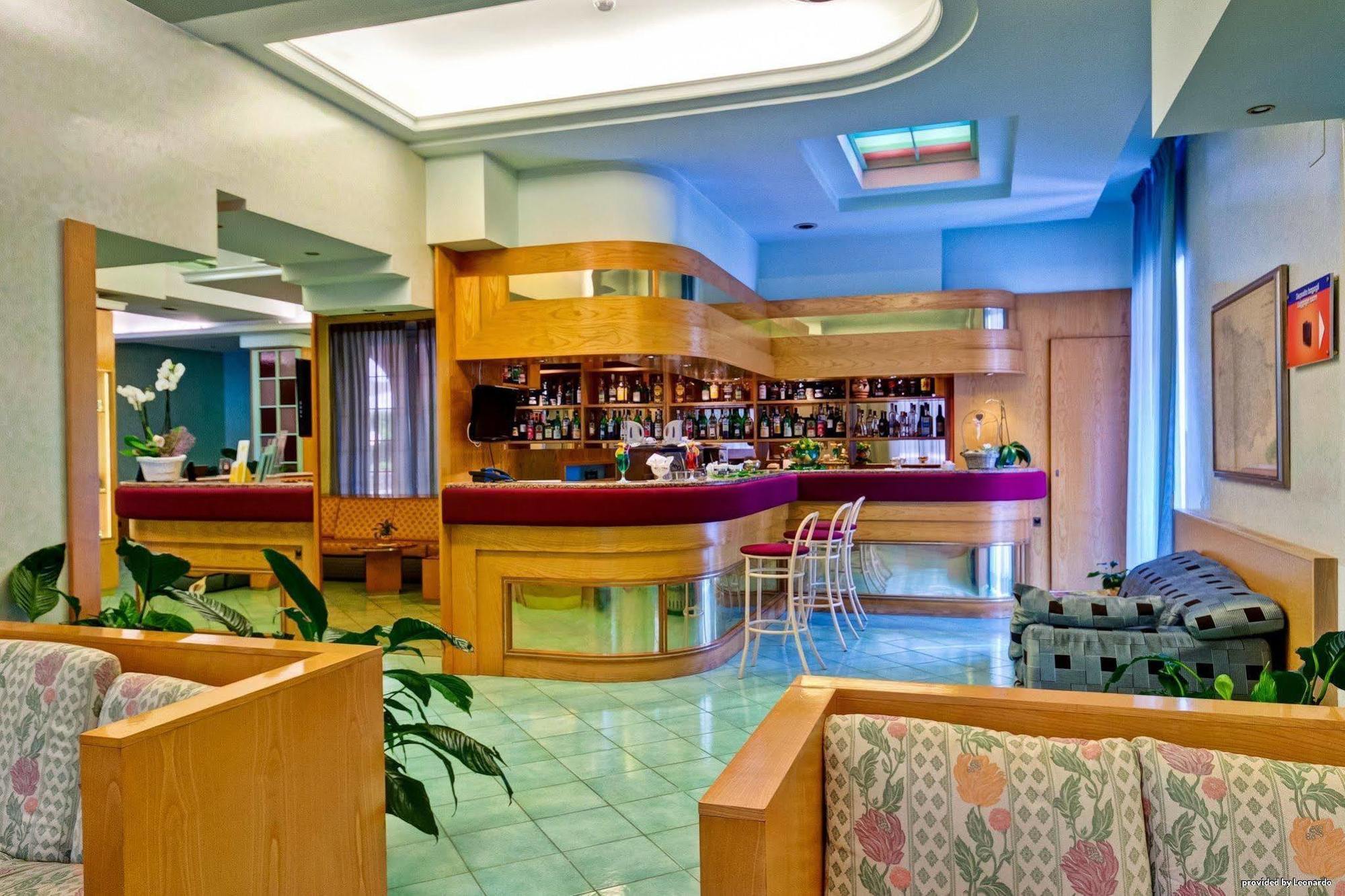 Hotel Regina Palace Terme อีสเกีย ภายนอก รูปภาพ